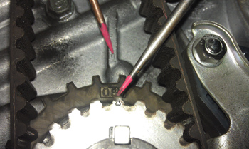 photo 5: crank marks are in line for tdc on cylinder number 1
