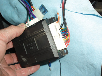 Photo 4: The added wire was used to power an unidentified module. 