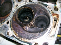 photo 5: the exhaust valve was not seating properly.