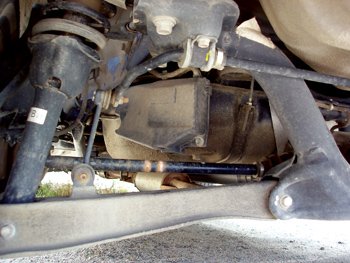 Photo 5: The relative angles of the lower control arm, driveshaft and stabilizer bar are very apparent on this independent rear suspension system.